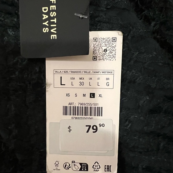 Elegant Dark Green Halter Dress - Picture 8 of 8